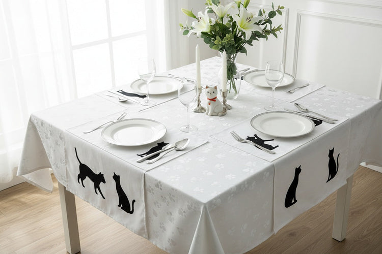Tischdecken und Platzdeckchen mit Katzendesigns
