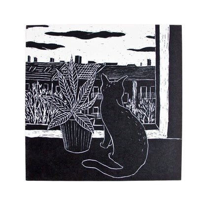 quadratische Postkarte Katze & Pflanze am Fenster Postkarte