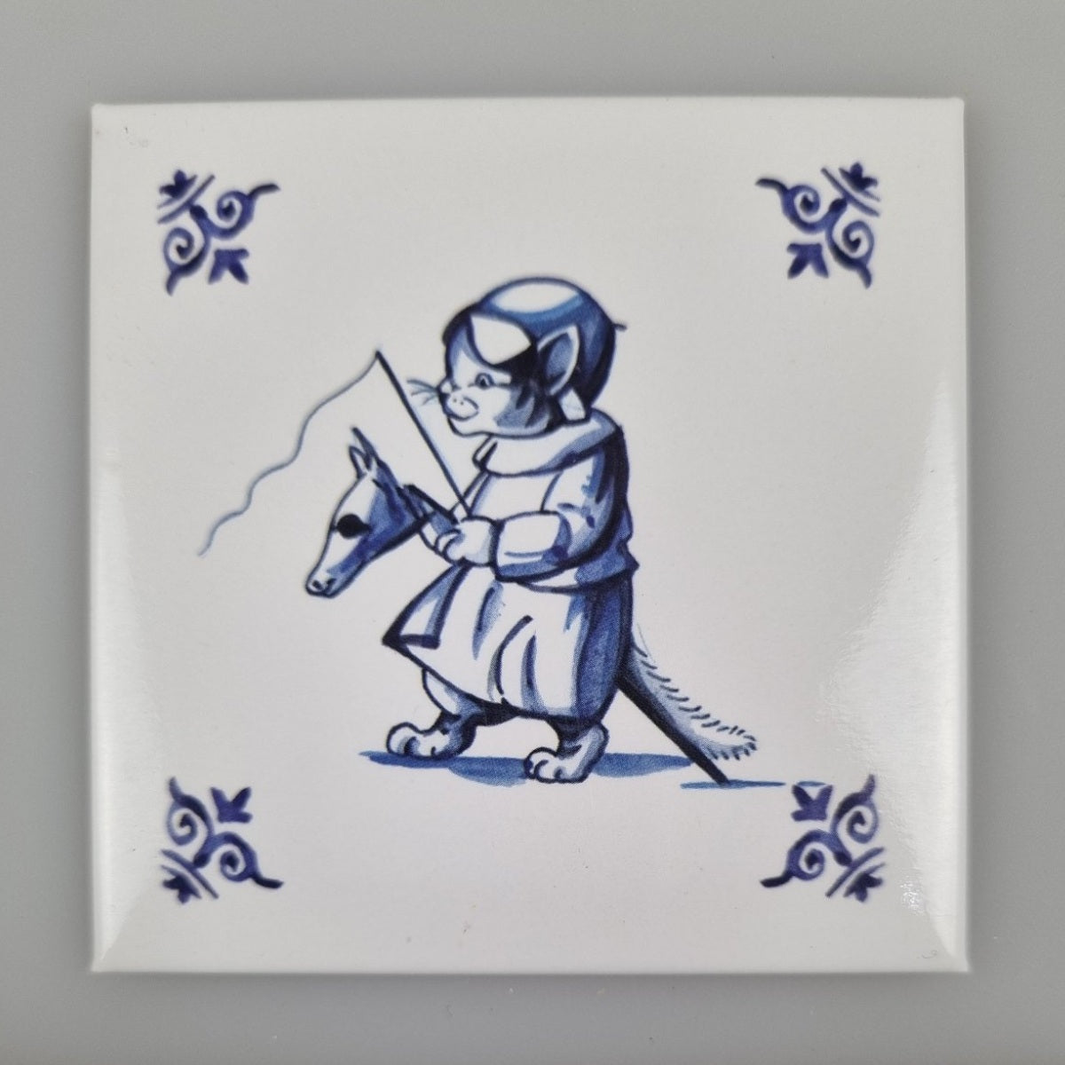 Kühlschrankmagnet Delfter Blau Design - Katze mit Reitpferd Magnet