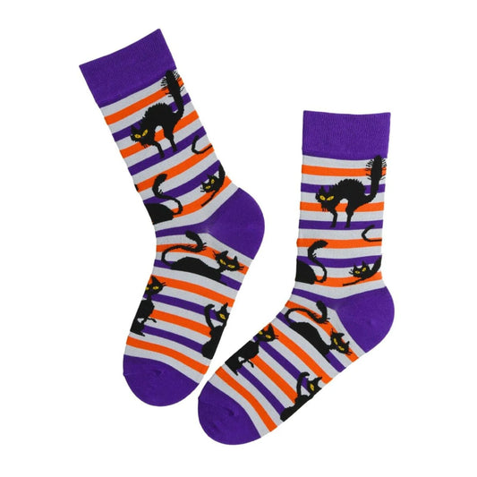 gestreifte Halloween Socken mit schwarzen Katzen - lila