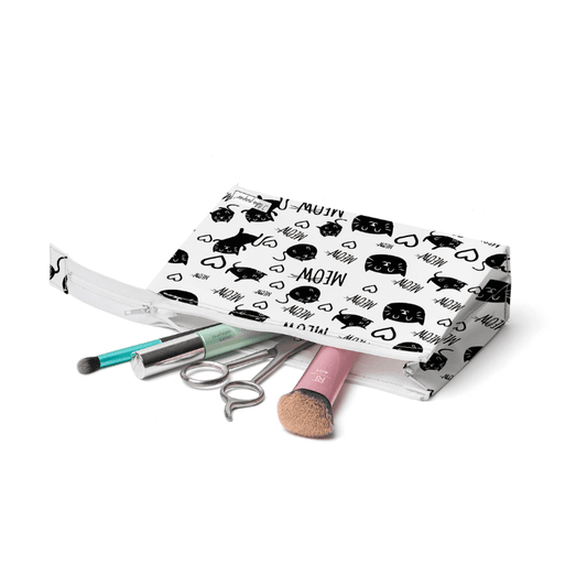 Kosmetiktasche mit Make-Up