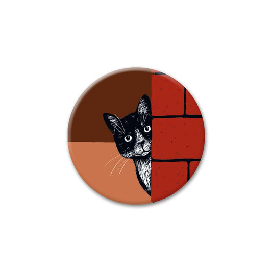 runder Magnet Katze hinter Backsteinwand Magnet